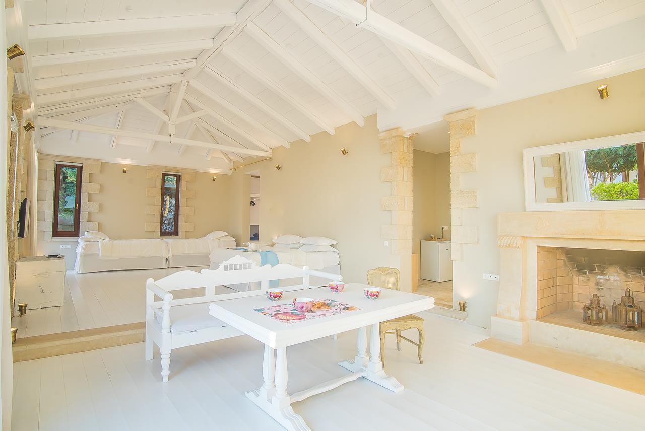 Icons Sea Of Crete Villa Малиа Екстериор снимка